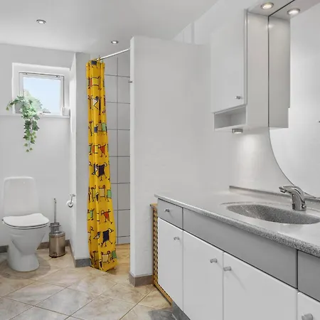 5 Bedroom Amazing In Tatil Evi Jægerspris