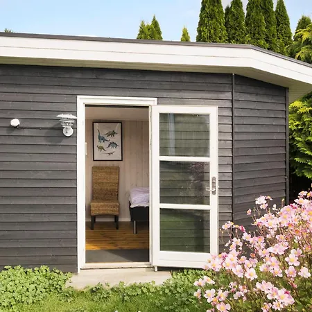 5 Bedroom Amazing In Jægerspris