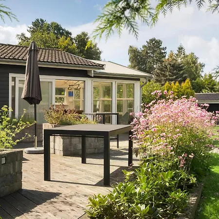 5 Bedroom Amazing In Jægerspris